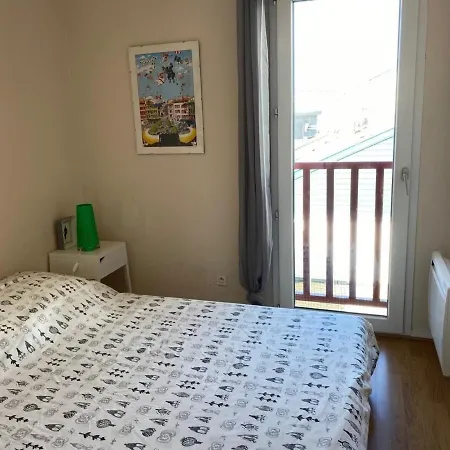 Apartment Moderne Avec Parking Prive, Proche Centre-ville Et - - Fr-1-239-497 *