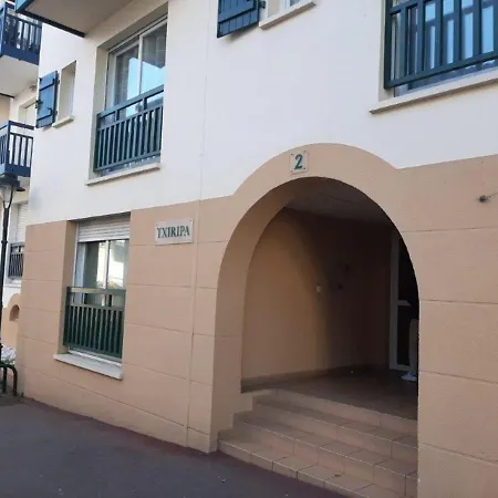 아파트 Moderne Avec Parking Prive, Proche Centre-ville Et - - Fr-1-239-497 생장드루즈